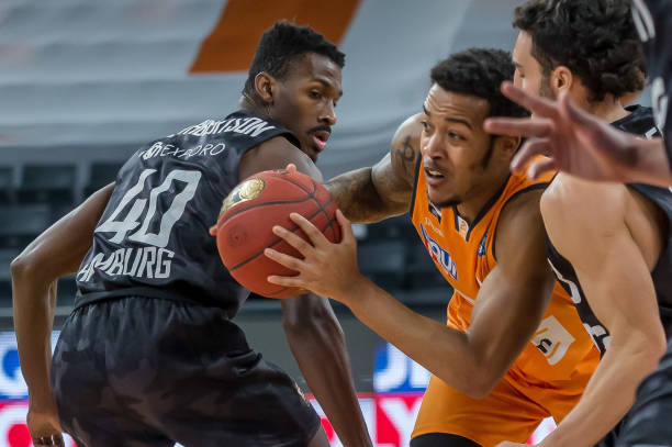 下保持冷静 下保持冷静