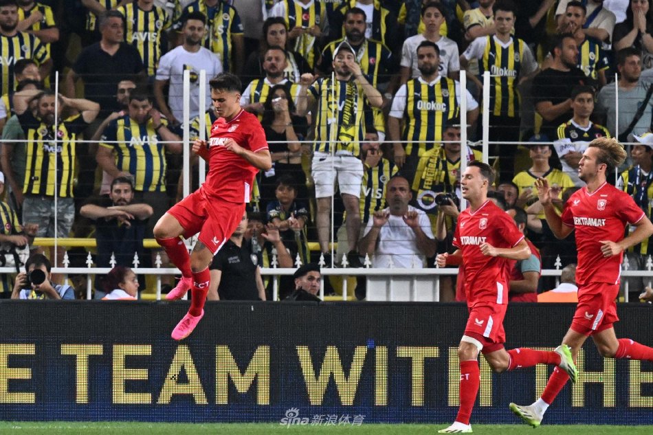 顶级球员拥 顶级球员拥