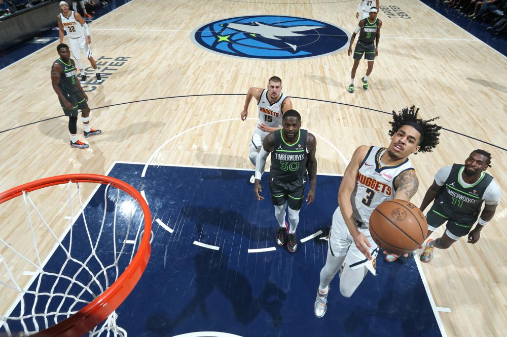 更是一位充 更是一位充